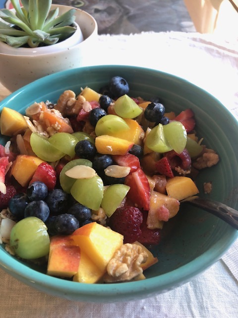 oats, gluten free, breakfast, healthy, low-sugar, fruit, nuts