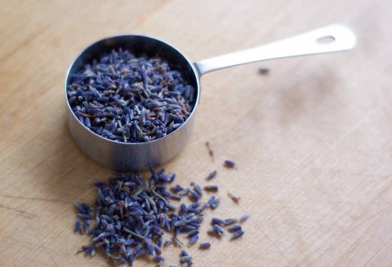 dried culinary lavendar