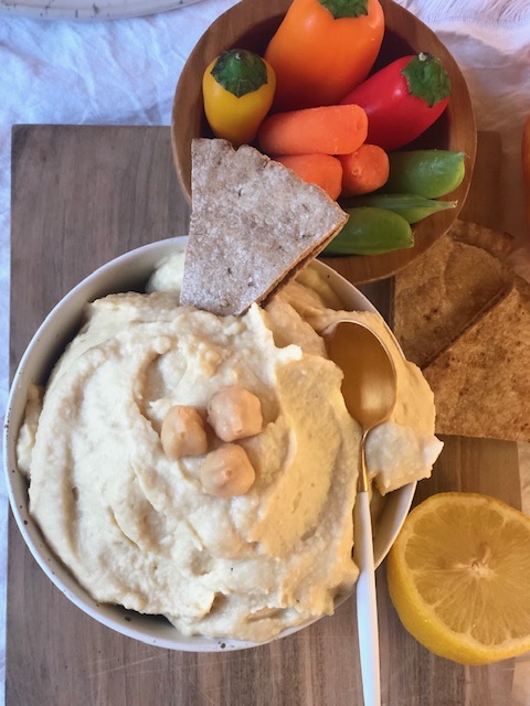 Hummus with pita and veggies Hummus with pita and veggies