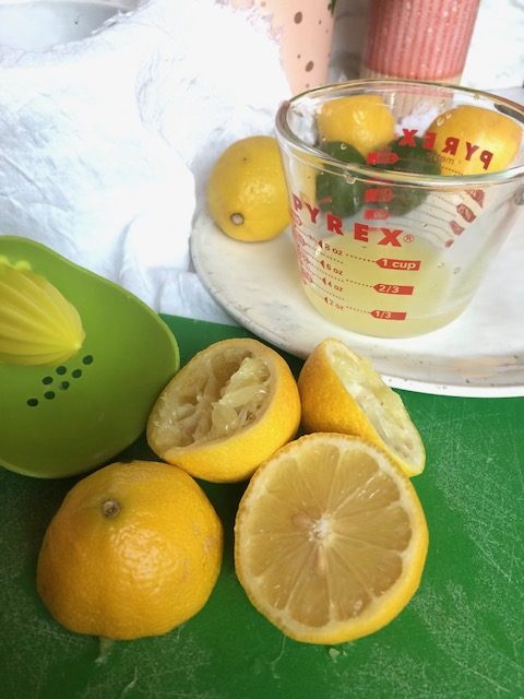 Fresh lemons for lemon juice Fresh lemons for lemon juice